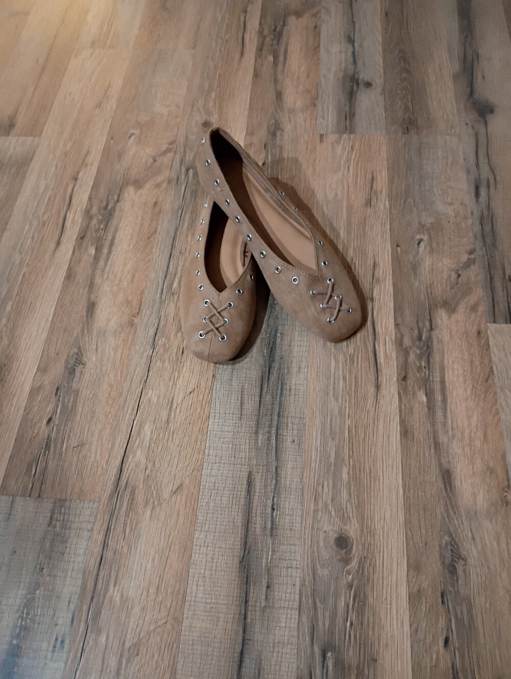Suede Lace-Accent Women's Ballet Flats - Brown